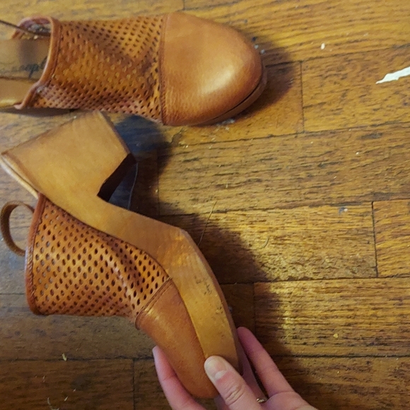Free People clogs - Picture 2 of 3